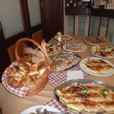 Hotel Cateski Dvorec Catez ob Savi Esterno foto