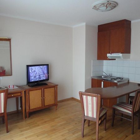 Hotel Cateski Dvorec Catez ob Savi Esterno foto
