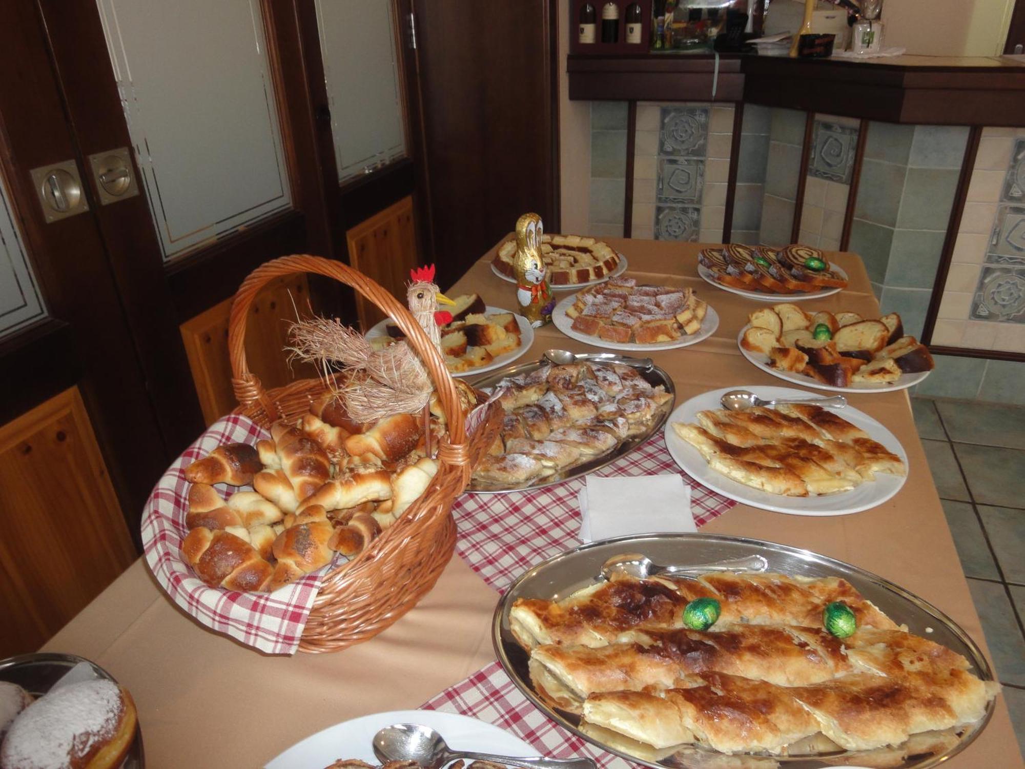 Hotel Cateski Dvorec Catez ob Savi Esterno foto