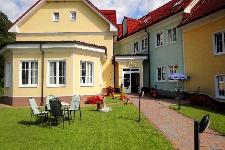 Hotel Cateski Dvorec Catez ob Savi Esterno foto